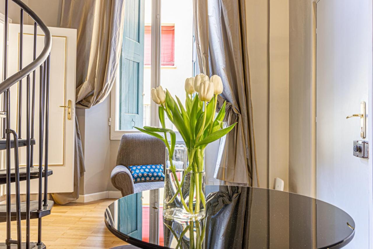 Casa Dafne In Canton De Fiori Bolonya Dış mekan fotoğraf